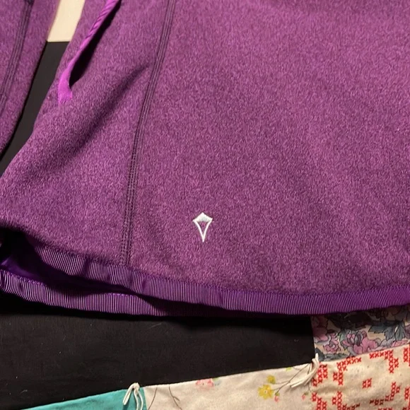 IVIVVA jacket - Picture 8 of 10